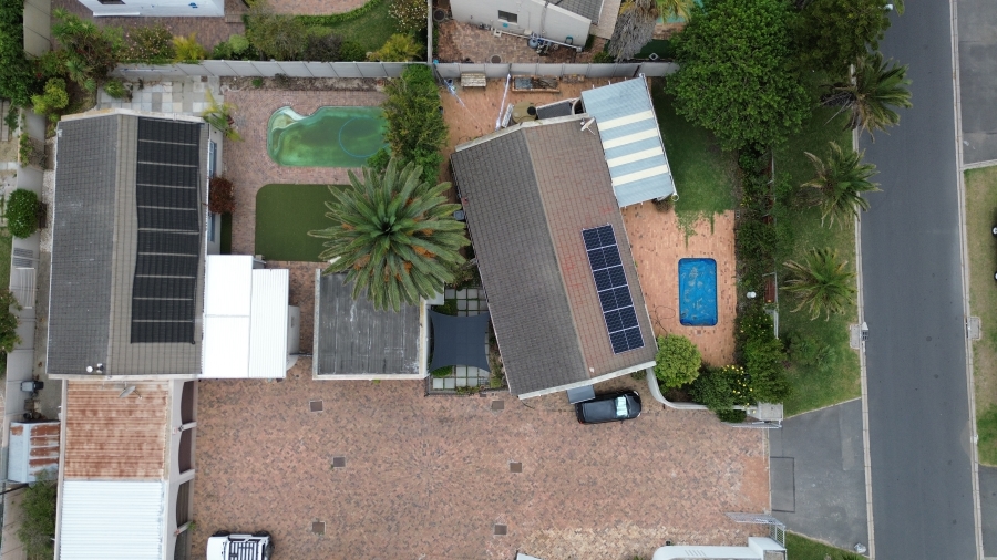 Commercial Property for Sale in Waves Edge Western Cape